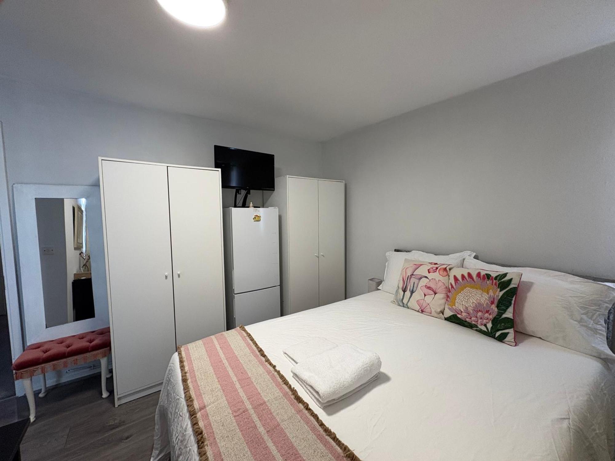 Quarto em Acomodações Particulares Private In North En-suite